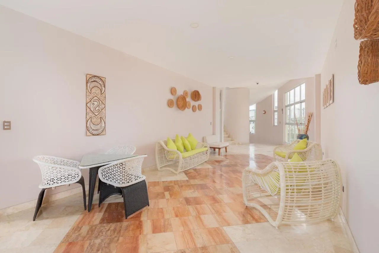 Biwa Tulum Hotel 4*,